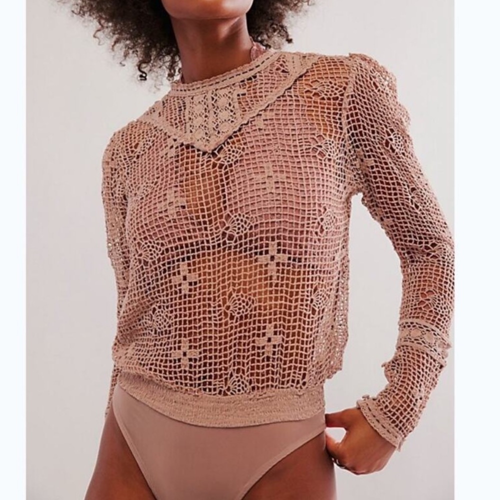 Free People NWT ONLT THE BEST Boho Floral Crochet Bodysuit Size large - Picture 4 of 16